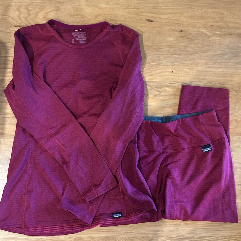 Women’s Patagonia thermal set